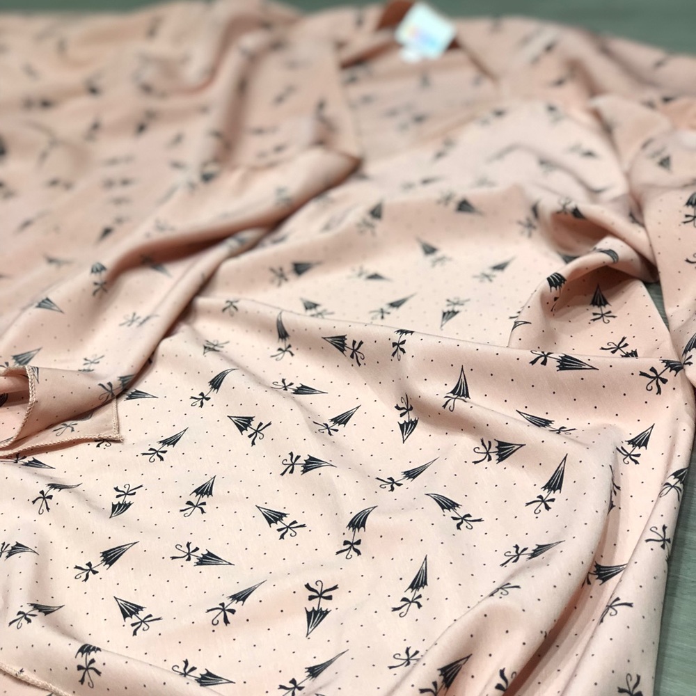 Lularoe pink Monroe